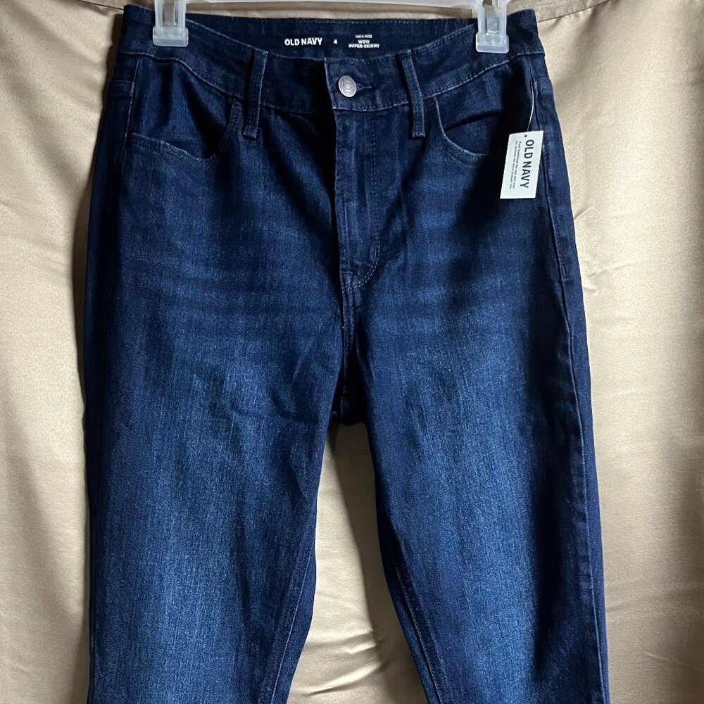 Size 4 Old Navy Skinny Jeans
